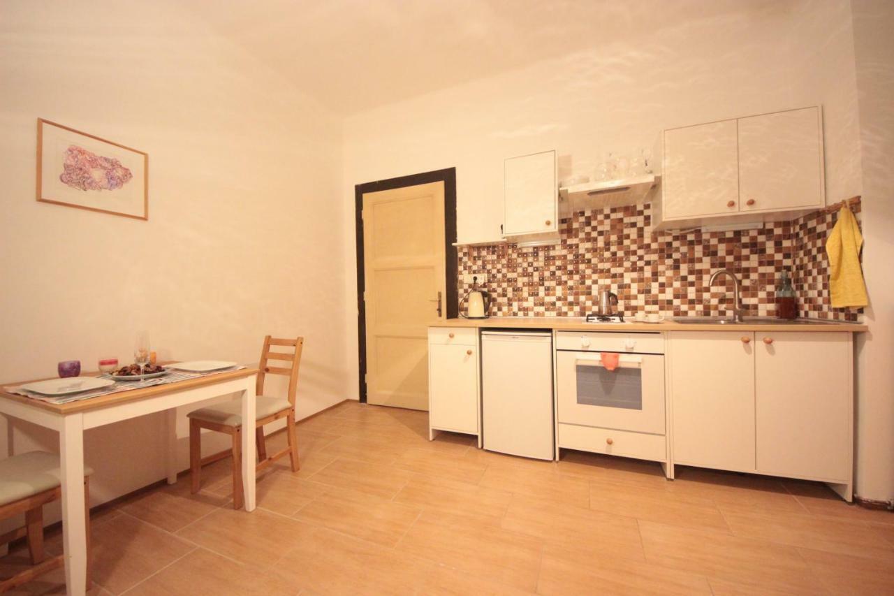Gallery Apartment Prague Extérieur photo